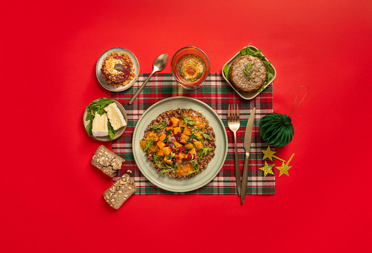 5322 CLASSIC GREEN SANTA R1